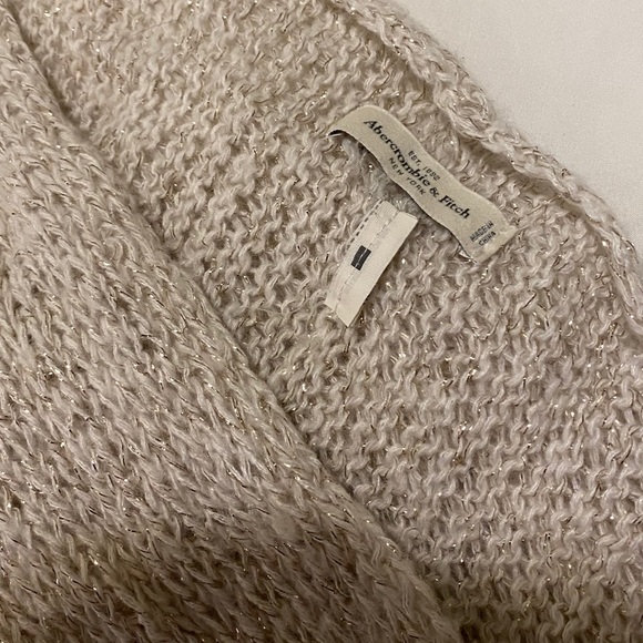 Abercrombie & Fitch Infinity Scarf in Oatmeal - Picture 2 of 6